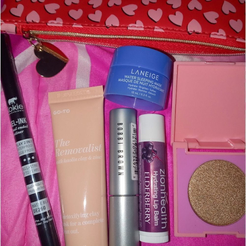 Ipsy randomized bundle - Picture 12 of 15